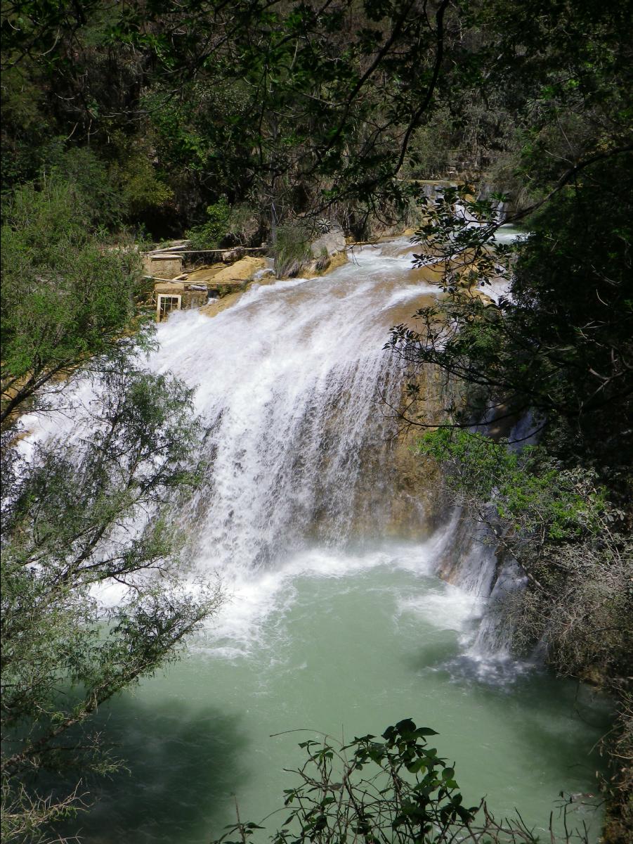 Waterfall Chiflon31